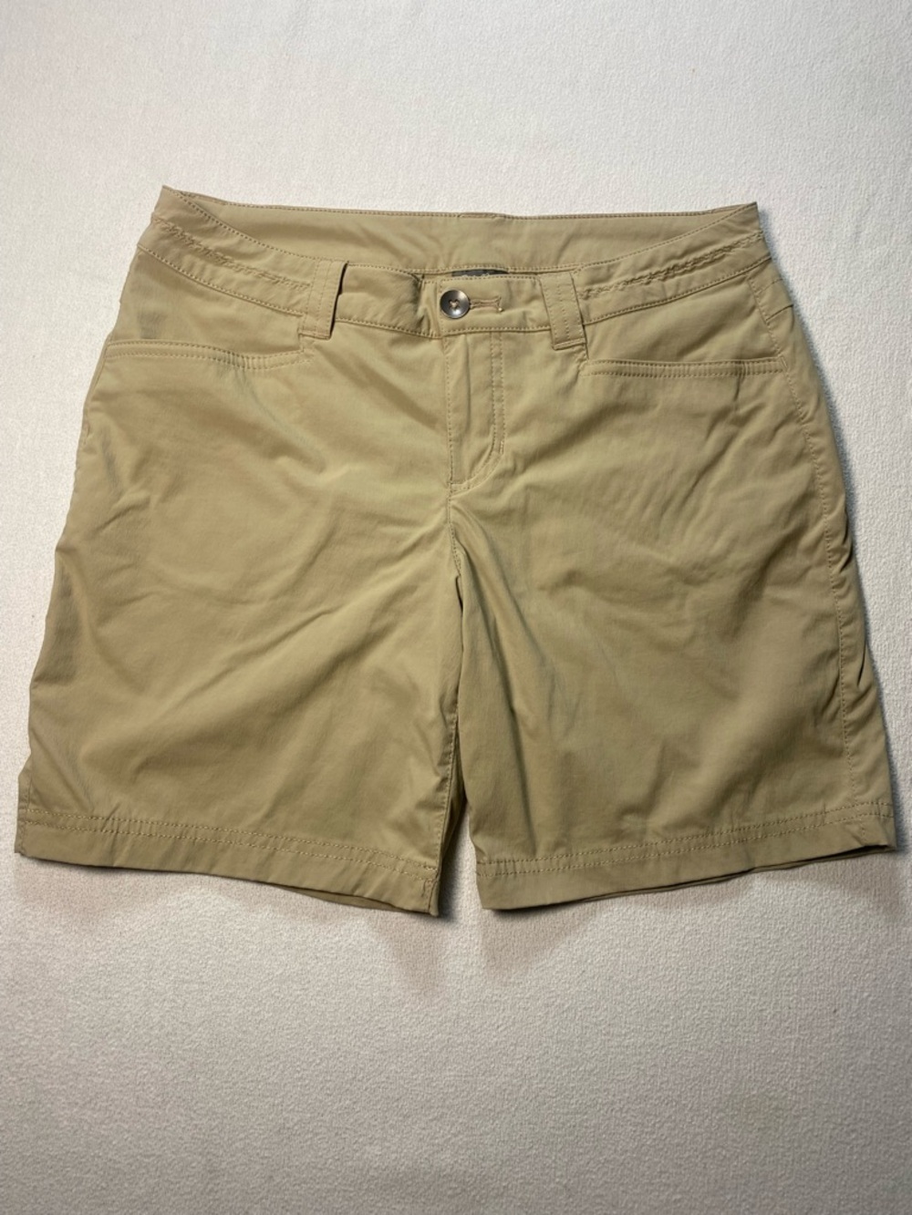 Eddie Bauer Light Khaki Casual Shorts Petite 6